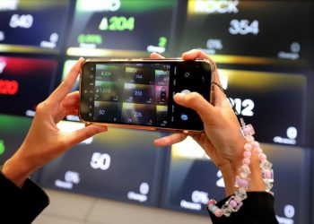 IHSG Desember 2025 Diprediksi Bergerak Sideways Menanti Data Inflasi dan PMI