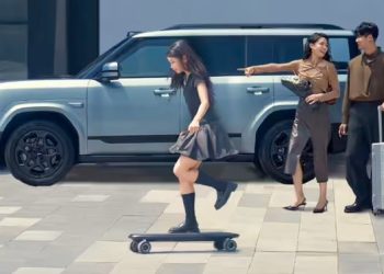 Skateboard Listrik Terintegrasi Ti7 Menjadi Fenomena Baru