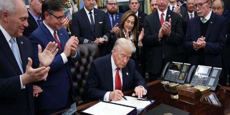 Trump Akhiri Shutdown Terlama dalam Sejarah Amerika Serikat