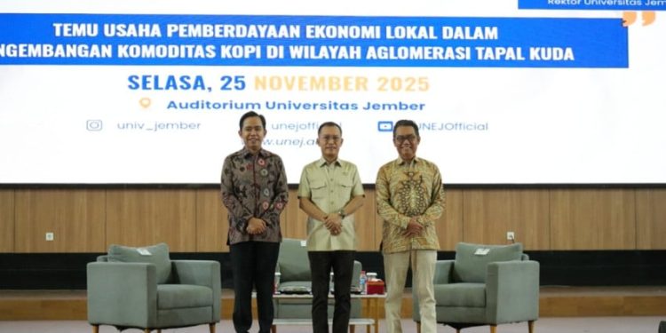 Kopi Sebagai Instrumen Pengentasan Kemiskinan di Tapal Kuda Menurut Universitas Jember