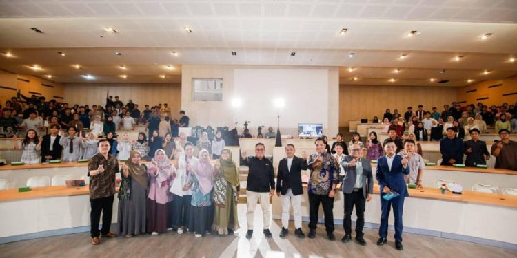 Campus Connect Hadir di Unsoed, Gen Z Didorong untuk Melek Finansial di Era Digital