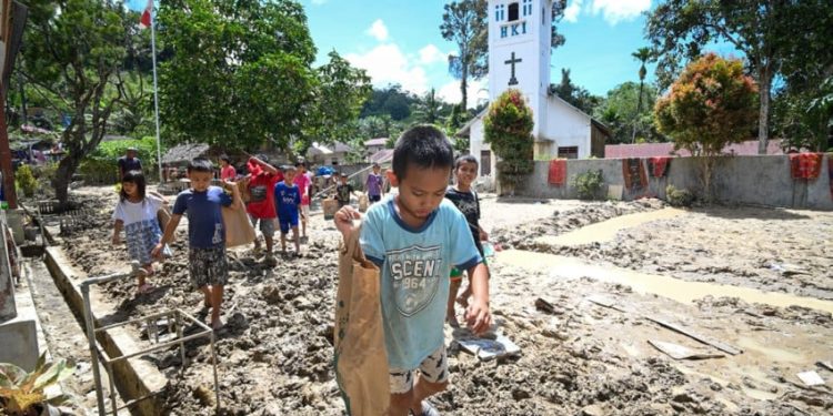 Penerbitan Ulang Ijazah dan Transkrip untuk Korban Banjir di Sumatera