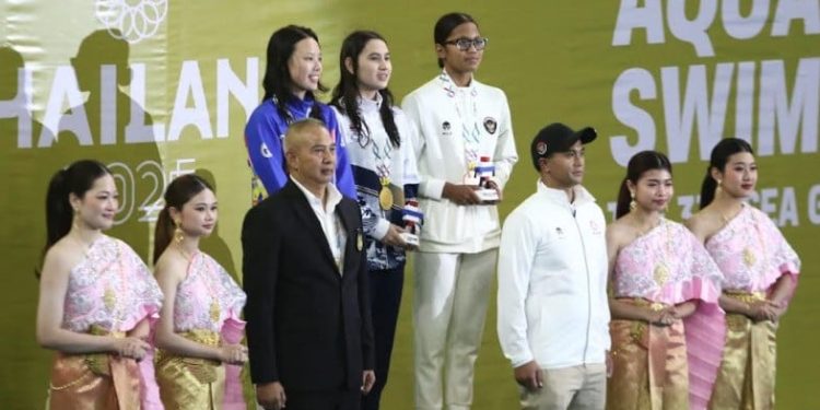 Renang Indonesia Kibarkan Merah Putih di SEA Games 2025 Siap Tambah Emas
