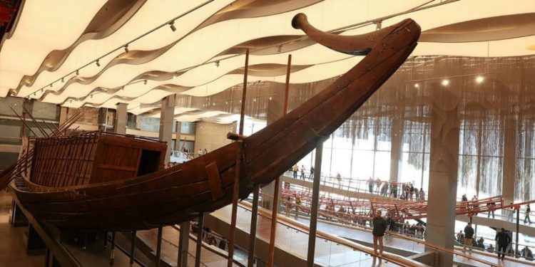 Mesir Memperbaiki Perahu Raja Firaun yang Rusak Parah