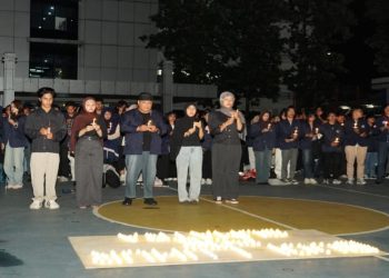 Nyalakan 1.000 Lilin untuk Menghormati Korban Banjir di Sumatera