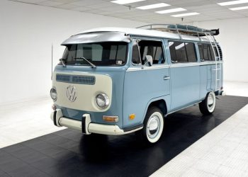 Minibus Listrik Tanpa Pengemudi Siap Dikenalkan