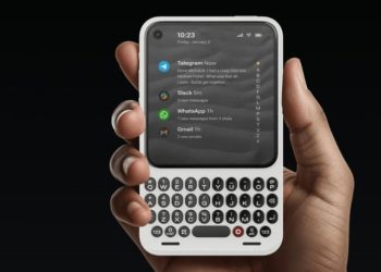 Komunikator Clicks dengan Keyboard Fisik Diperkenalkan
