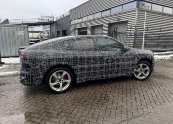 Tes Jalan BMW iX4 Desain SUV Coupe Listrik Terungkap