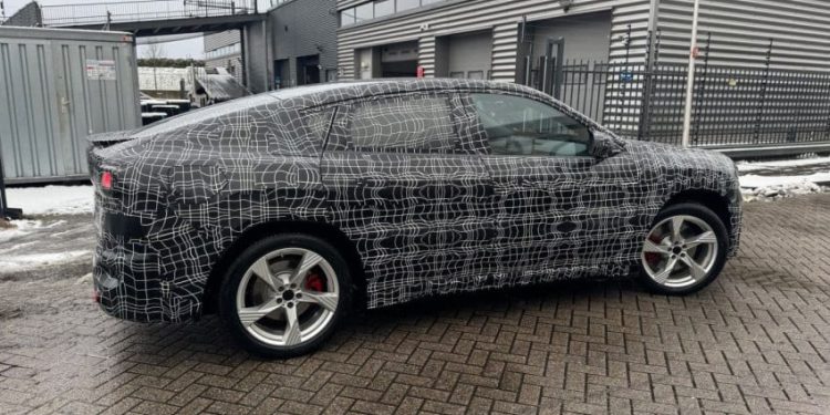 Tes Jalan BMW iX4 Desain SUV Coupe Listrik Terungkap