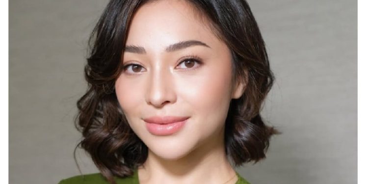 Buku Broken Strings Sebut Nama Nikita Willy, Diduga Artis Arogan Tolak Aurelie Moeremans