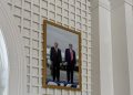 Foto Trump dan Putin Hiasi Gedung Putih, Isyarat Perdamaian Dua Negara Adikuasa?