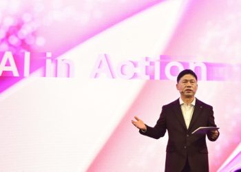 TV Setipis Kertas 9mm dan Robot Pembantu Rumah Tangga Rilis Terbaru