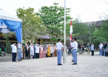 Hari Pertama Sekolah 2026, Upacara Bendera Dipimpin Mendikdasmen di Aceh Tamiang