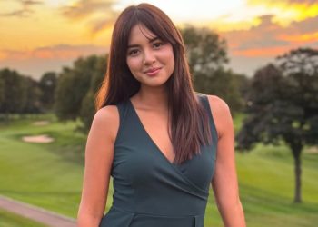 Grooming dan Kondisi yang Dialami Sejak Usia 15 Tahun oleh Aurelie Moeremans