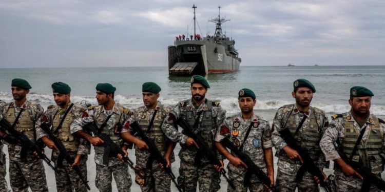 Militer Iran Siaga Tinggi untuk Perang Baru Tanpa Rencana Bertemu Pejabat AS