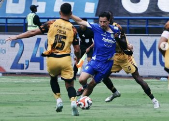 Persib Laporkan Teror Terhadap Thom Haye ke Polisi, Umuh: Jangan Nangis Jika Ditangkap!