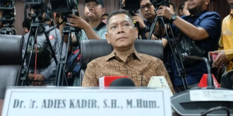 Profil Pendidikan Adies Kadir Wakil Ketua DPR Calon Hakim MK yang Disetujui