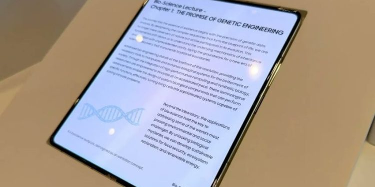 Layar Ajaib Tanpa Lipatan Diperkenalkan di CES 2026, Siap Digunakan di iPhone Fold?