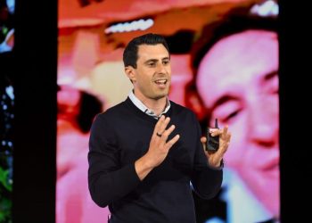 Adam Presser, Alumni Harvard Pro-China yang Menjadi Pemimpin TikTok di Amerika