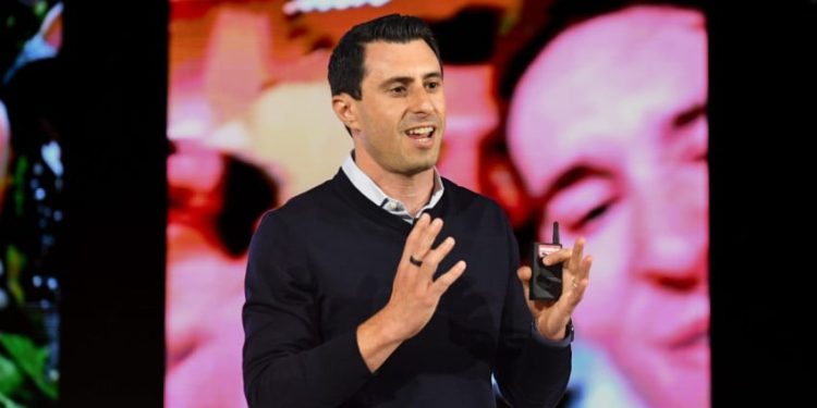 Adam Presser, Alumni Harvard Pro-China yang Menjadi Pemimpin TikTok di Amerika