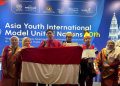Siswa SMA Labschool Jakarta Menangkan Penghargaan Tertinggi di AYIMUN Malaysia