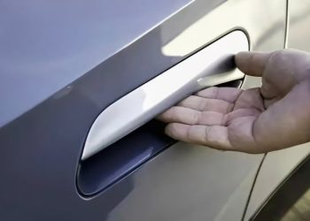 Berisiko bagi Penumpang, China Tetapkan Standar Baru untuk Gagang Pintu Mobil