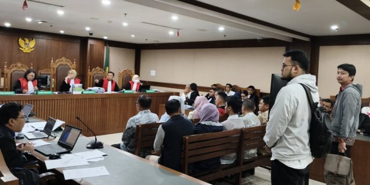 Bupati Buol Akui Terima Uang Rp160 Juta dan Tiket Konser dari Terdakwa RPTKA