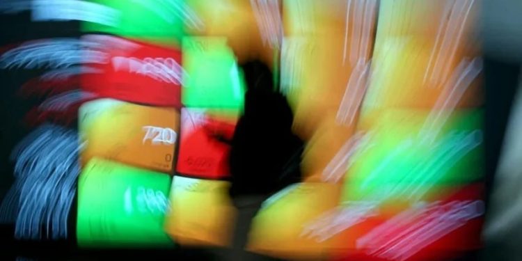 IHSG Jatuh ke 7.935 Sore Ini, Hampir Semua Sektor Terpuruk