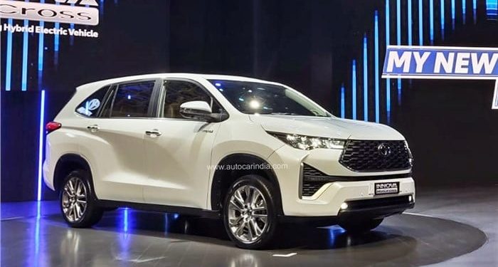 Innova Zenix Dominasi Pasar Hybrid, Tiggo Cross Saingi Yaris Cross