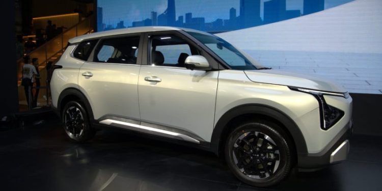 Kia Luncurkan All New Carens di IIMS 2026, MPV Besar dari Korea