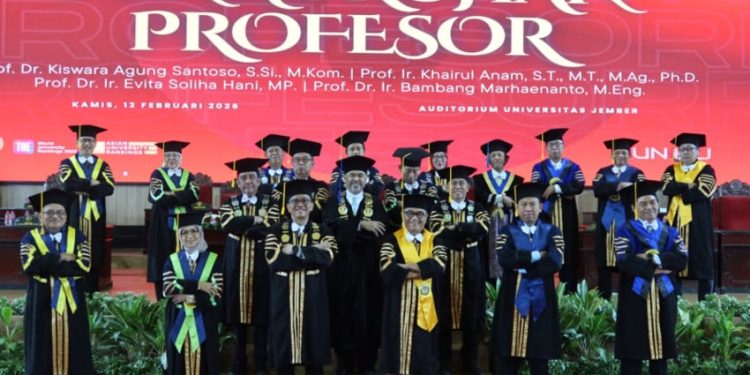 Kukuhkan 4 Guru Besar, Jumlah Profesor di UNEJ Tembus 101 Orang